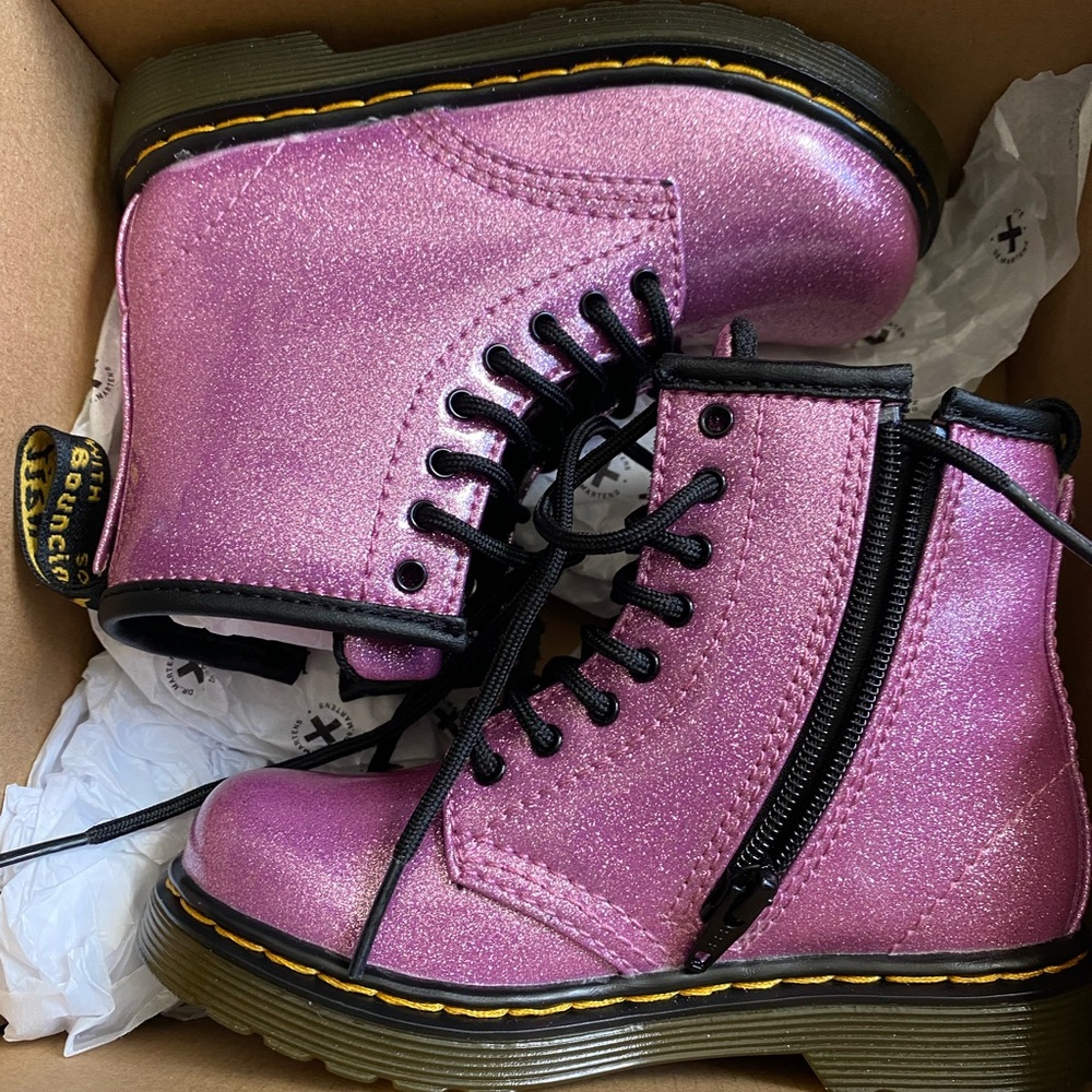 Dr. Martens 1460 8-Eye Glitter Boot